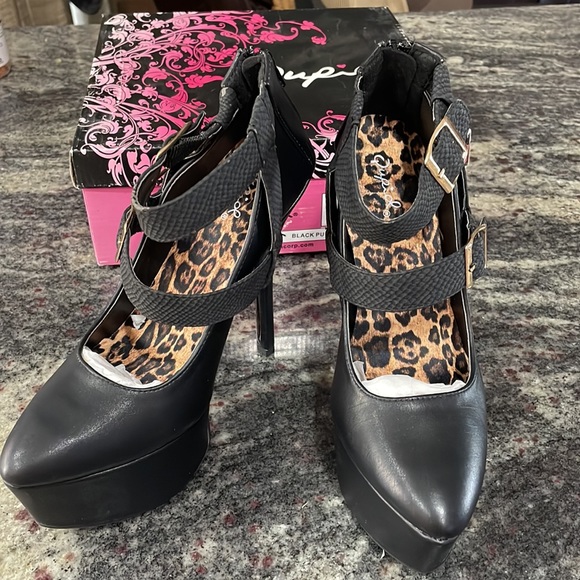 Qupid | Platform Heels - Picture 4 of 12